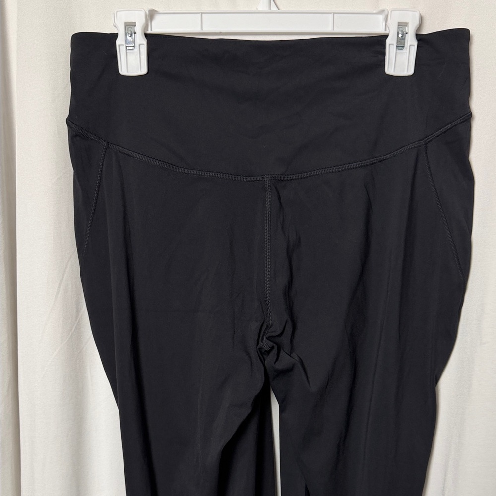 Lululemon Black Base Pace High-Rise Tight 25" Size 12 - Picture 7 of 12